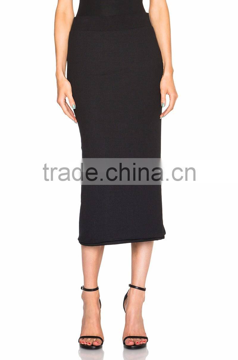 lady black back slit midi length tube skirt