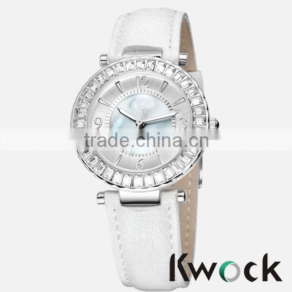 Luxury and Charm Looking Alloy Gift Promotion Watch For Lady