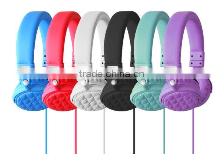 cool foldable headsets for travelling
