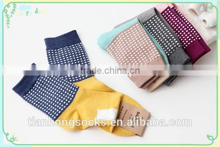 Design young girls tube socks woman cotton socks wholesale