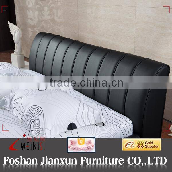 F6306 tufted leather bed