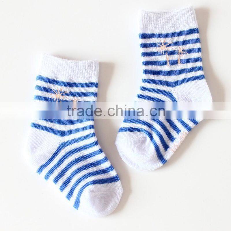 Seamless Pattern Baby Cute Boy Hosiery Manufacturers