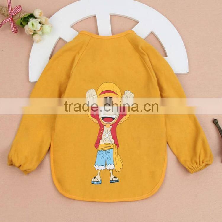2016 new product hot sale long sleeve cute baby bibs with sleeves