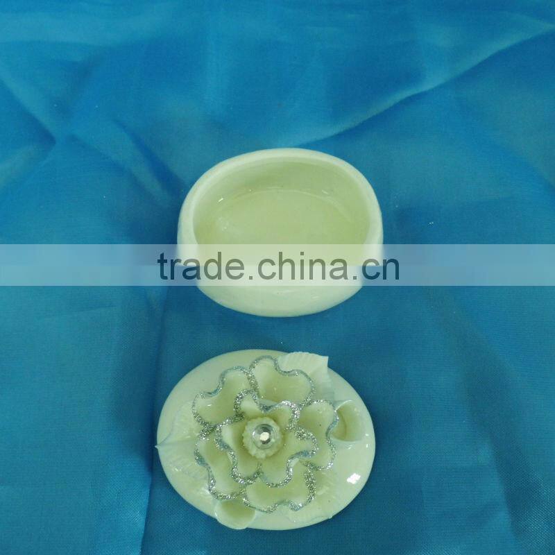 heart shape porcelain gadget