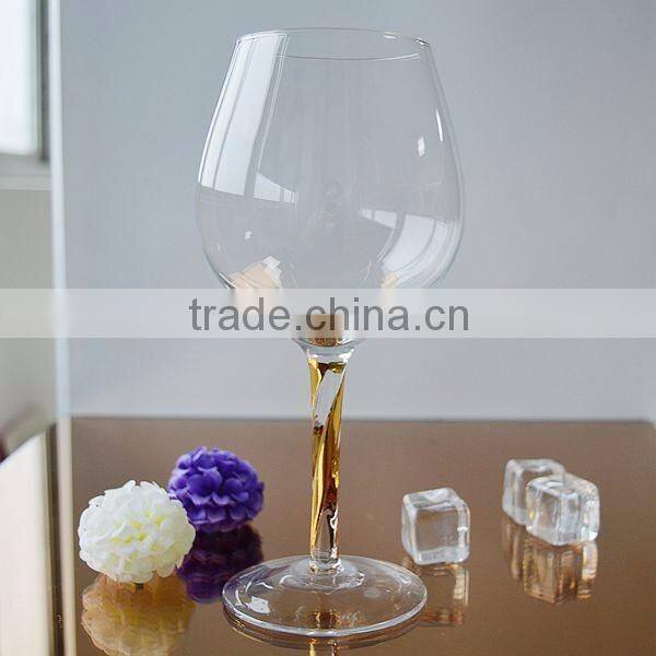 High Capacity Transparent Stemmed Wine Glass