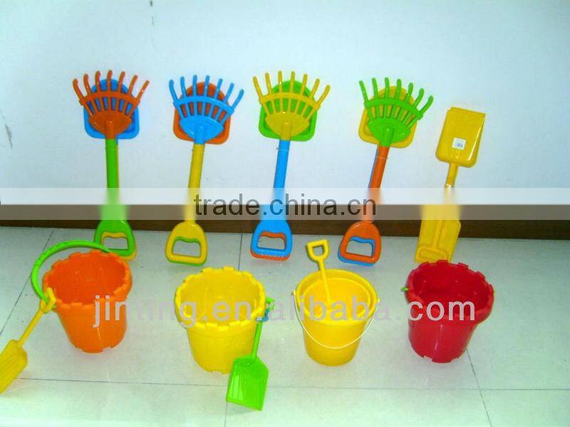 plastic sands busket and shovel for kids