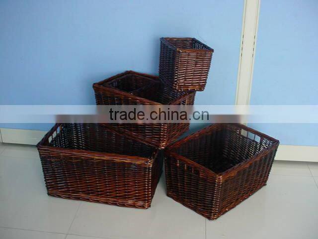 Wholesale Firm willow sundries baskets with hanle for storage