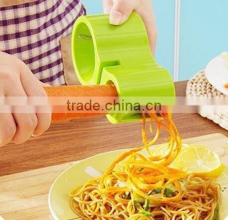 2016 new design plastic rotary cheese grater manual vegetable shredder potato grater carrot grater