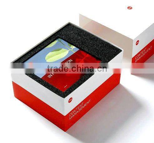 Electronic products packaging box