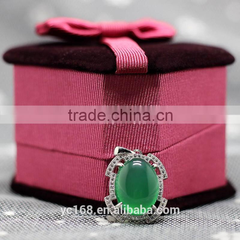 Yiwu Factory Green Jade Jewelry Pendant Type Emerald Pendant