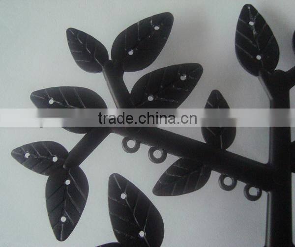 Attractive dismountable artifical jewellery tree &designed for jewellery collecting
