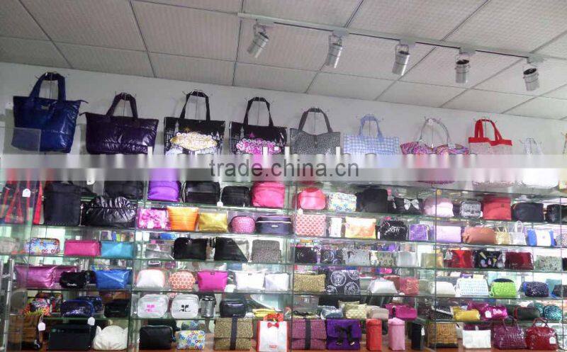 black pu cosmetic bag with handle