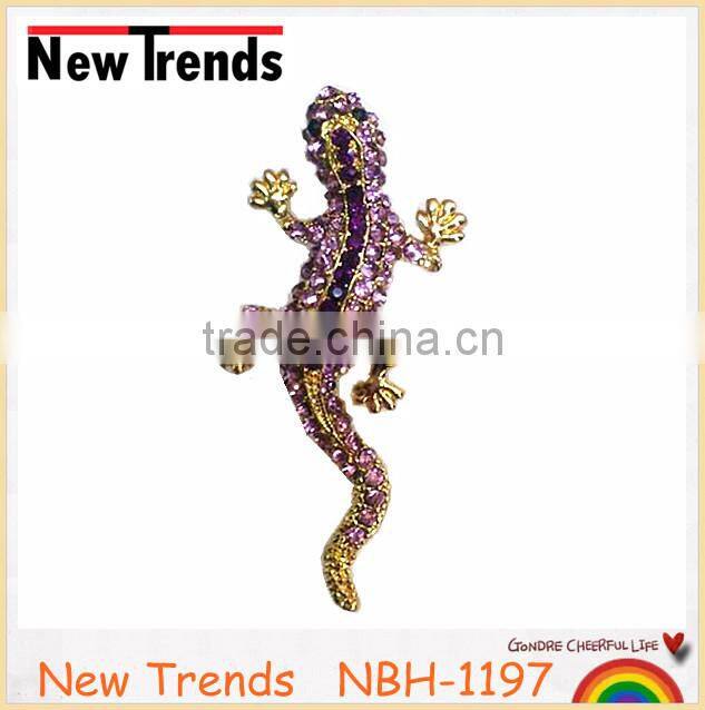 High quality crocodile crystal gold tone alloy brooch for garment, dresses decoration