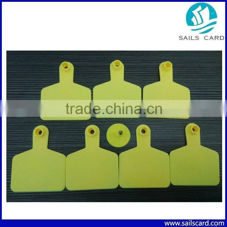 Animal Yellow eartag or Red color ear tag stock on sale