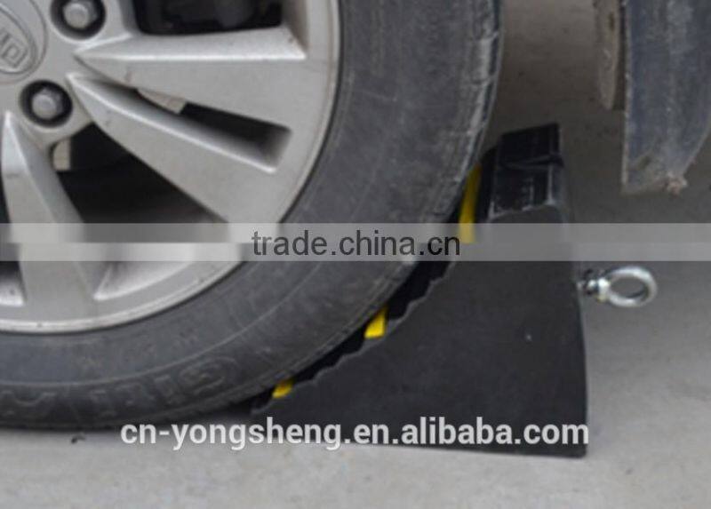 Heavy Duty Rubber Truck Wheel Chocks