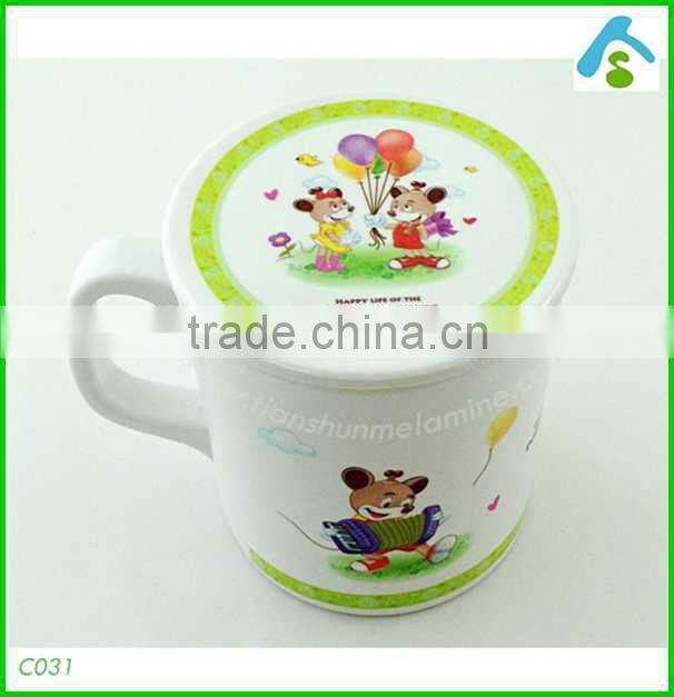 plastic cup with handle and lid , kids drinkware