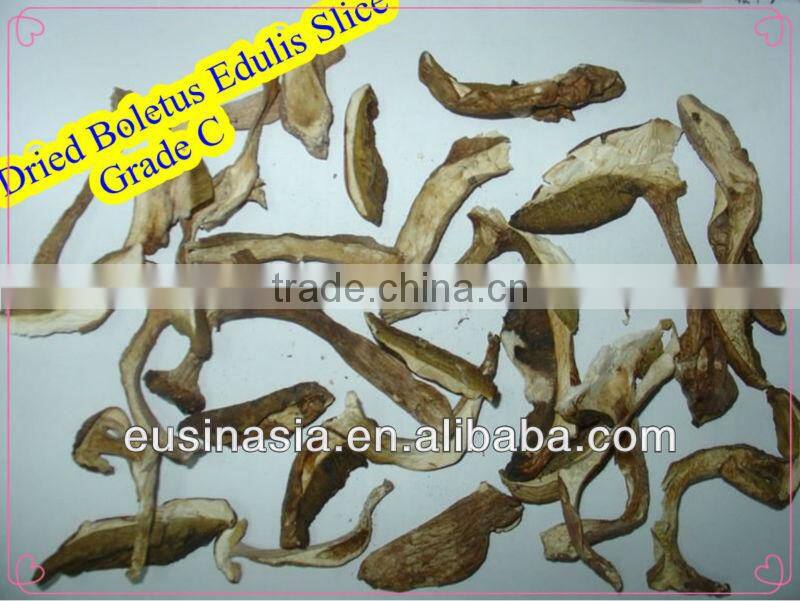 sliced porcini boletus edulis