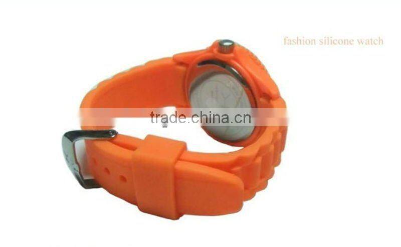 unisex silicone sports watch with Japan movement