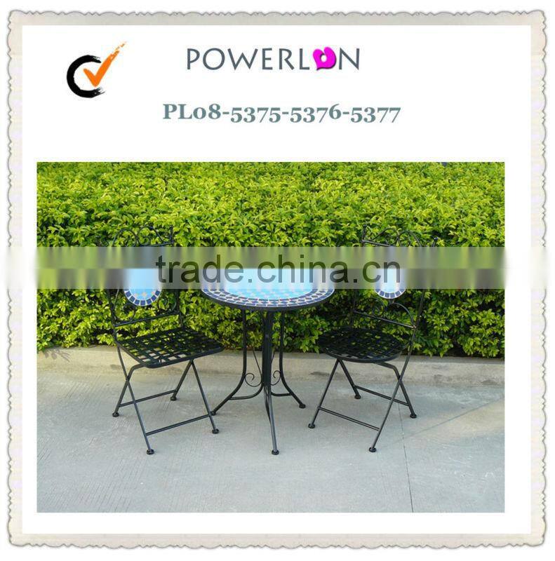 Very Nice Cream Outdoor Decorative Classical Vintage Wrought Irons Metal Table Set