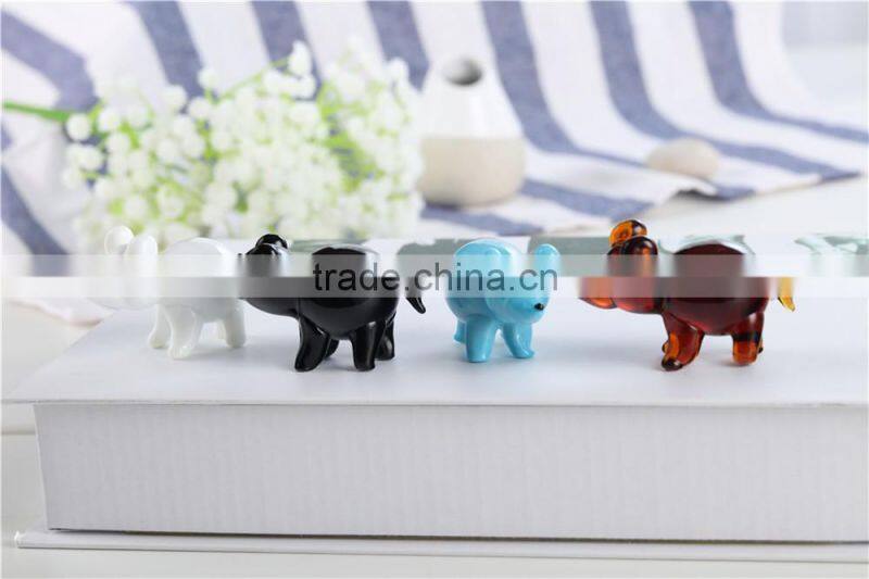 Colored glass pig handicrafts for household decoration or gifts