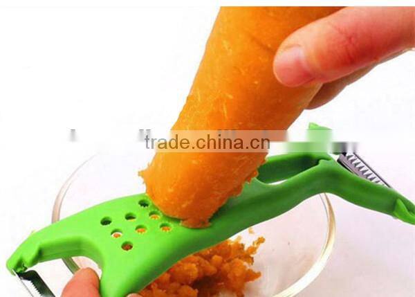 PE-0306 Easy Grip Vegetable, Fruit & Potato Multifunction Peeler