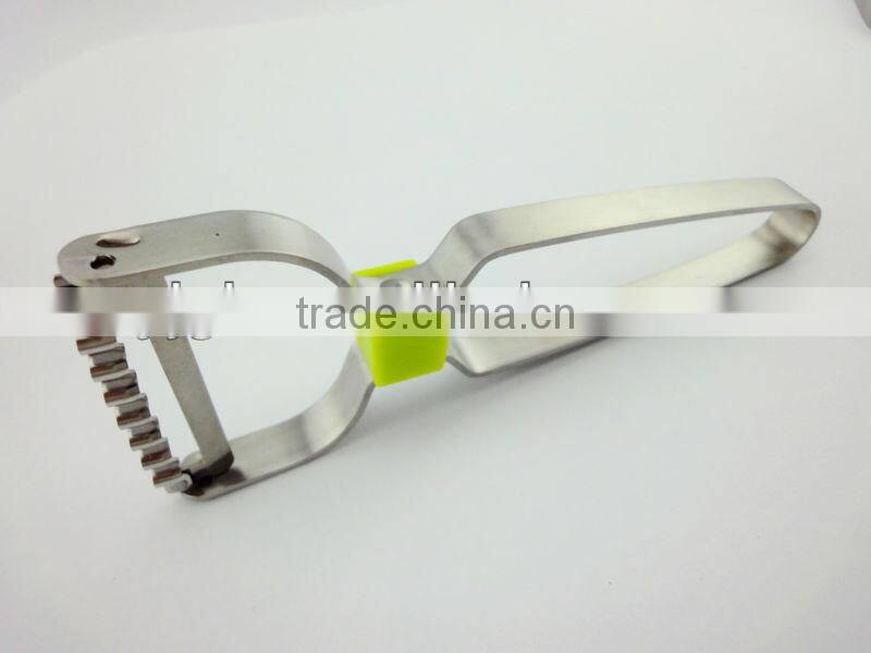 adurable high quanlity stainless steel food slicer waved blade fruit peeler