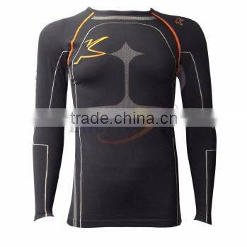 Seamless sports thermal shirt
