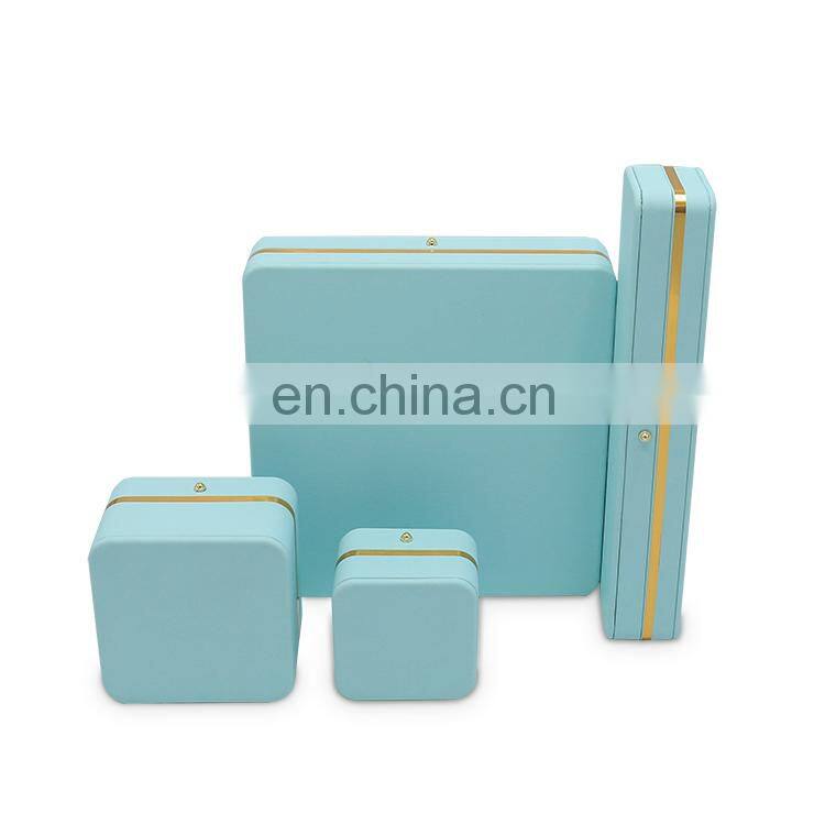 Top sale jewelry gift boxes leather hand chain bracelet box long chain necklace jewellery travel boxes and cases