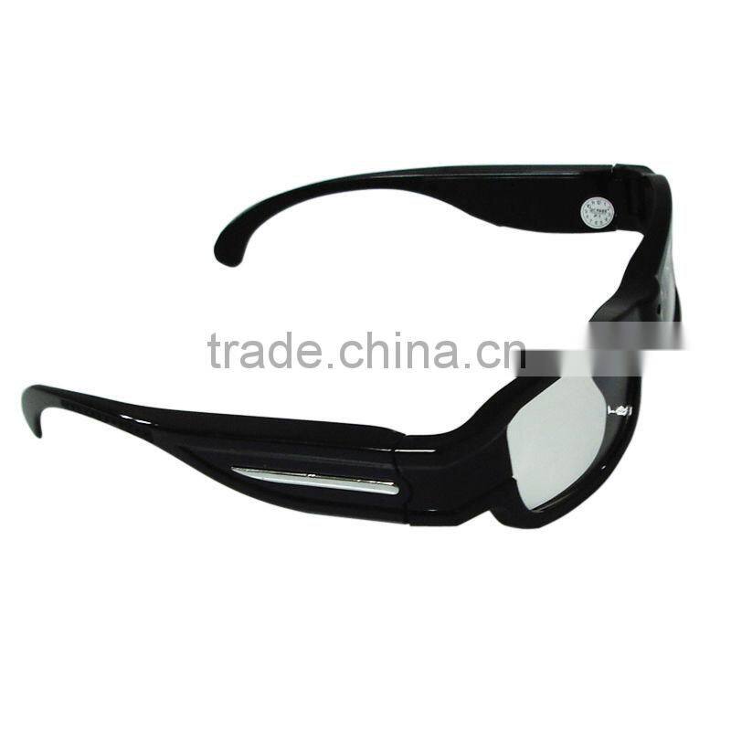 720p Video Glasses with 5.0 mega pixel li-polymer battery