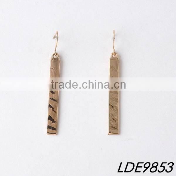 Elegant round with stick sample bar silver earrings