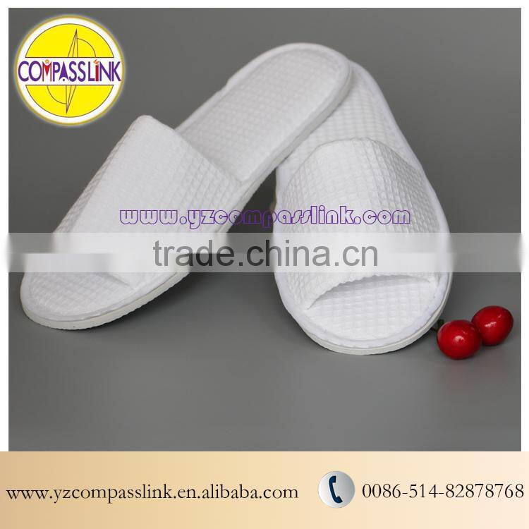 5mm Thickness Sole Open Toe Waffle Style Hotel Slippers