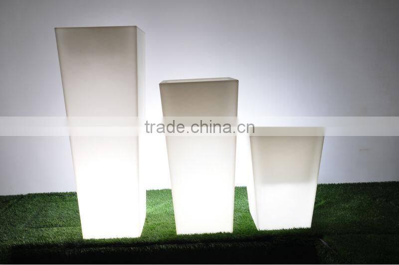GR1240 LED Lighting Plastic Flower Pot/Planter, Garden Pot/Christmas Planter