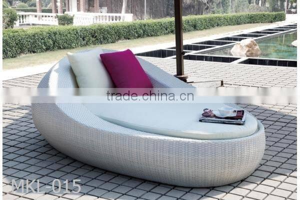 Wicker Rattan round Daybed - UV P.E Rattan Sunbed - Patio Sun Lounger (1.2mm thickness Alu Frame, Power Coated Woven by Rattan,