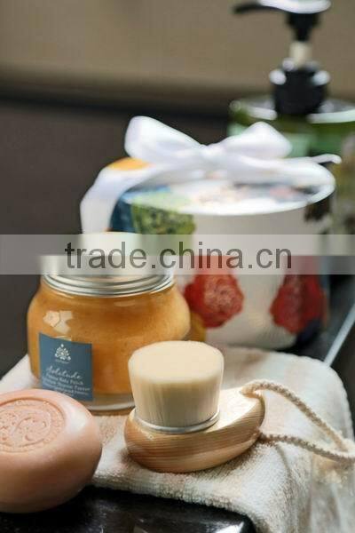 cleaning face brush for pore care