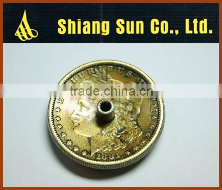 2015 Fahsion top competing price high quality custom rhinestone concho