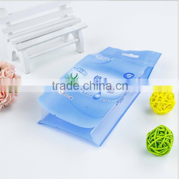 Wipes packing bag with card first