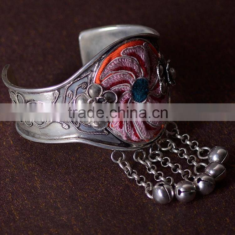 2016JIXIU new arrival embroidery bracelet for women