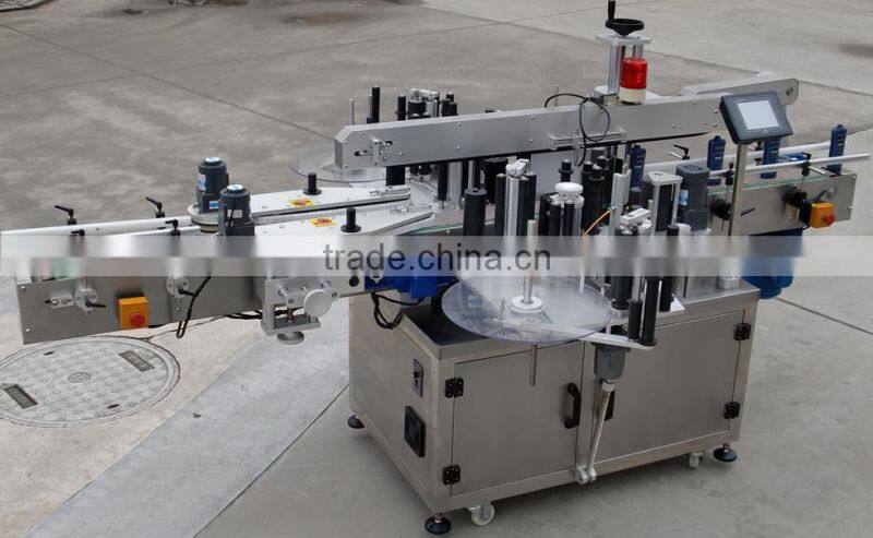 Automatic glass bottle labeling machine