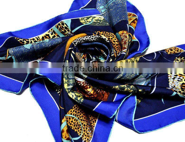 Newest Lady's Fashion Print Silk Twill Shawl