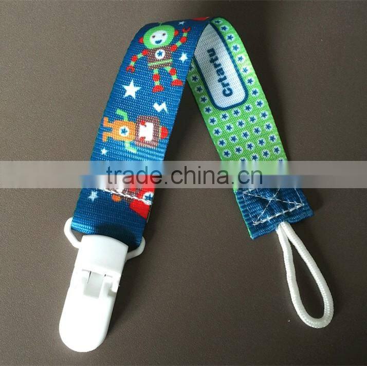 New baby pacifier clip high quality plastic pacifier clip baby pacifier clip
