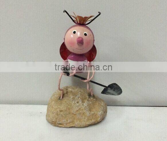2015 newest design labybug garden stakes metal ladybug garden decoration garden stakes working ladybug with flower