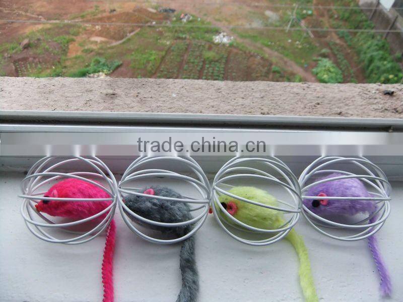 Fur mouse in metal wire ball cat toys