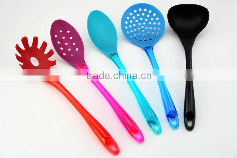 2014 new kitchen set colorful 5pc nylon cookware set