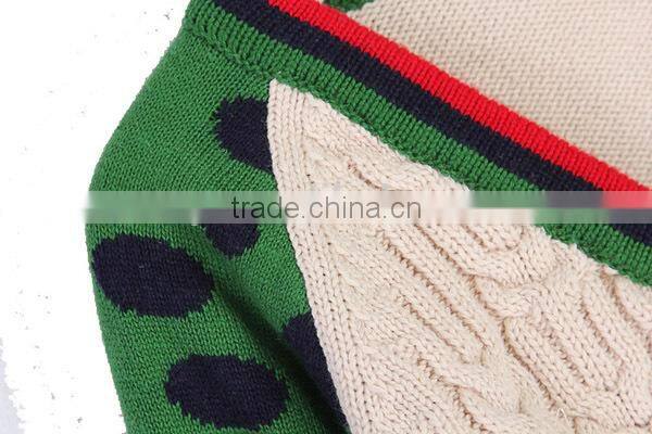 High Quality Contrast Color Cable Knit Boy's V-neck Cardigan Sweater