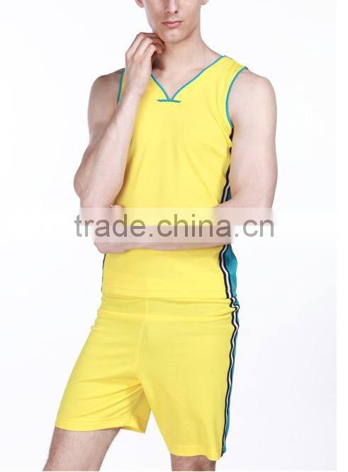 Factory Wholesale Fitness Training Best Yoga Outfits Sports Tracksuits For Men