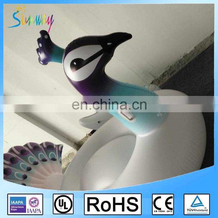 2017 New Arrival Giant Inflatable Peacock Pool Float