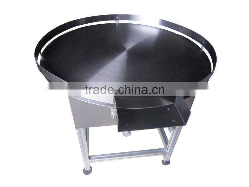 Stainless steel automatic bottle accumulating table