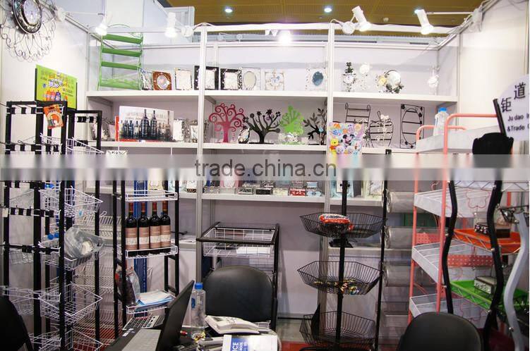 Garden display flower metal wire black colorful 3 tier corner shelf