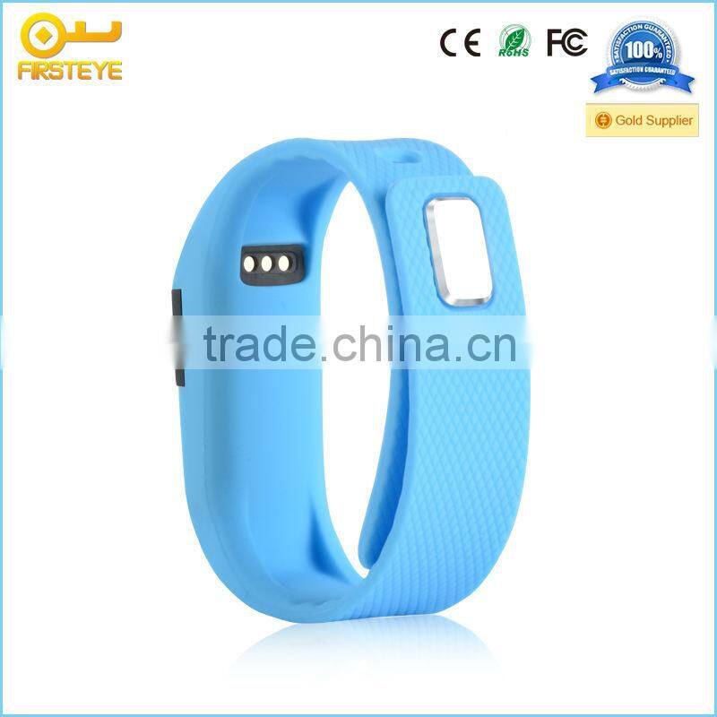 2015 Korean Fashion Electronic smart bracelet with Vibration , Caller ID ,OLED display