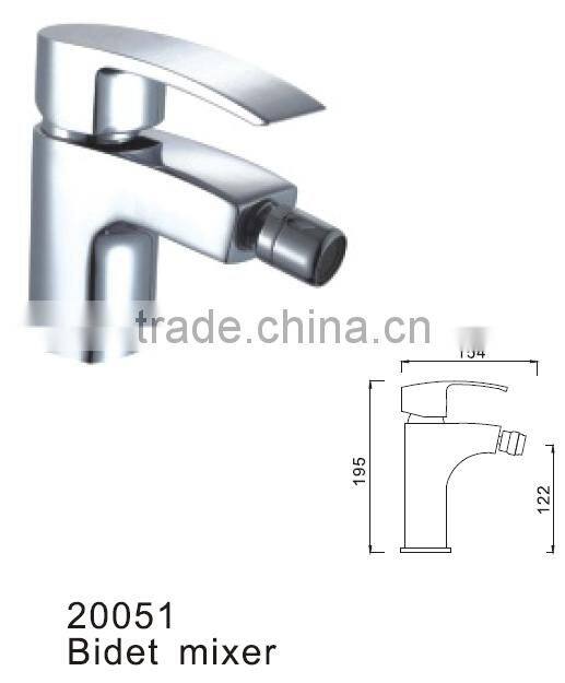 single lever bidet faucet with hot cold water
